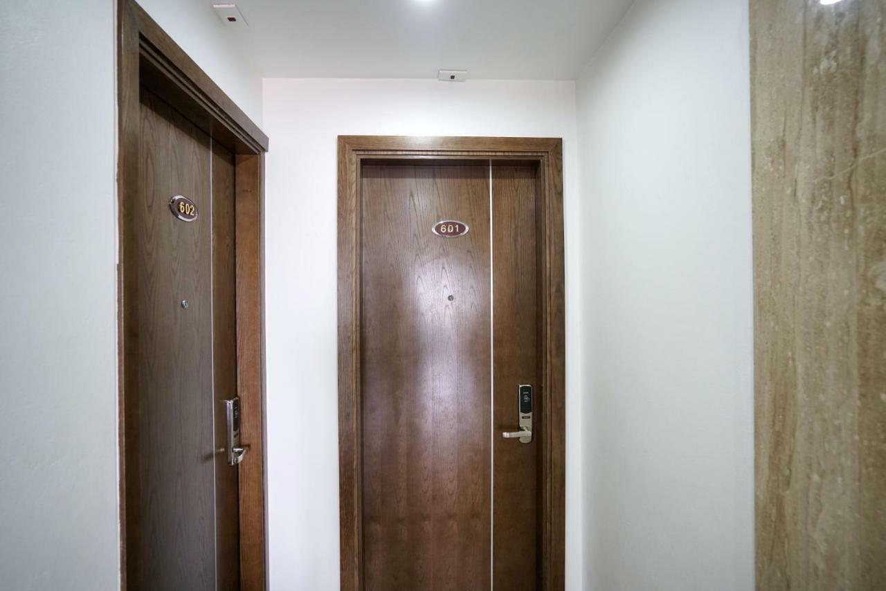 Lex Hotel Ha Long Esterno foto